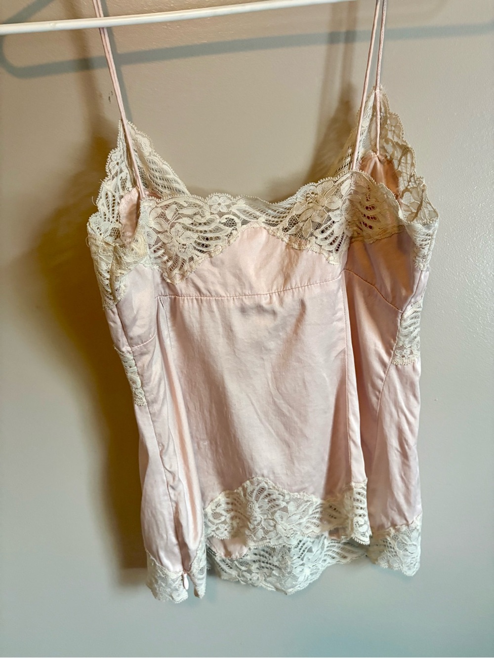 Silk Camisole Banana Republic Vintage size 2 XS - Picture 2 of 4